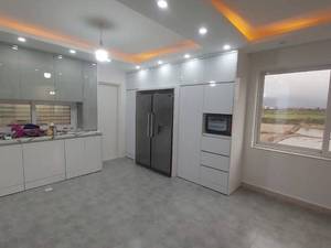 کابینت سفید ممبران در آمل