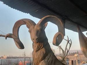 ساخت و نصب مجسمه قوچ بتنی در کرج
