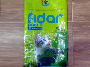 غذای فیدار گربه با طعم مرغ و ماهی