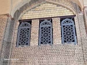 طراحی و ساخت پنجره سنتی در کاشان