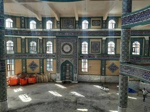 زیباسازی مسجد در شهرکرد