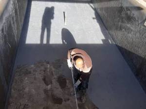 آب بندی استخر در رشت