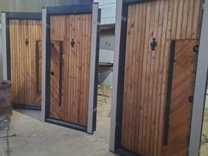 سازنده درب چوبی با شیشه سکوریت گوهردشت