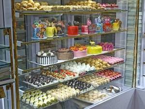 قیمت یخچال کیک و شیرینی تهران