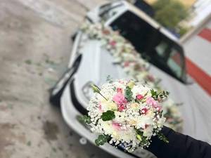 گل ارایی ماشین عروس ساده و شیک در گچساران