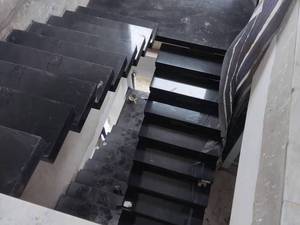اجرای سنگ پله مدرن در کلارآباد