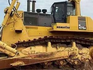 ماشین آلات راهسازی در چهاردانگه