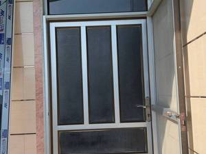 نصب درب دو جداره upvc در جویبار