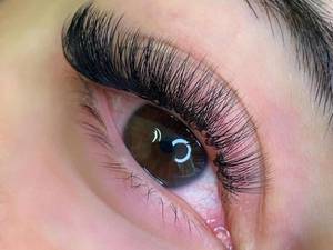اکستنشن مژه کلاسیک در شهرک غرب