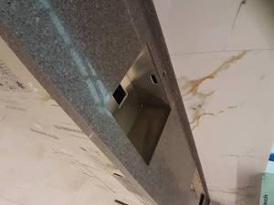 ساخت و نصب صفحه کابینت کوارتز در کاشان