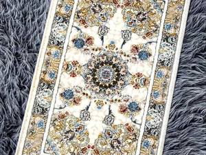 قیمت پادری فرش 1200 شانه در همدان