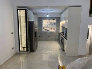 ساخت کابینت سفید کرم های گلاس در رامسر