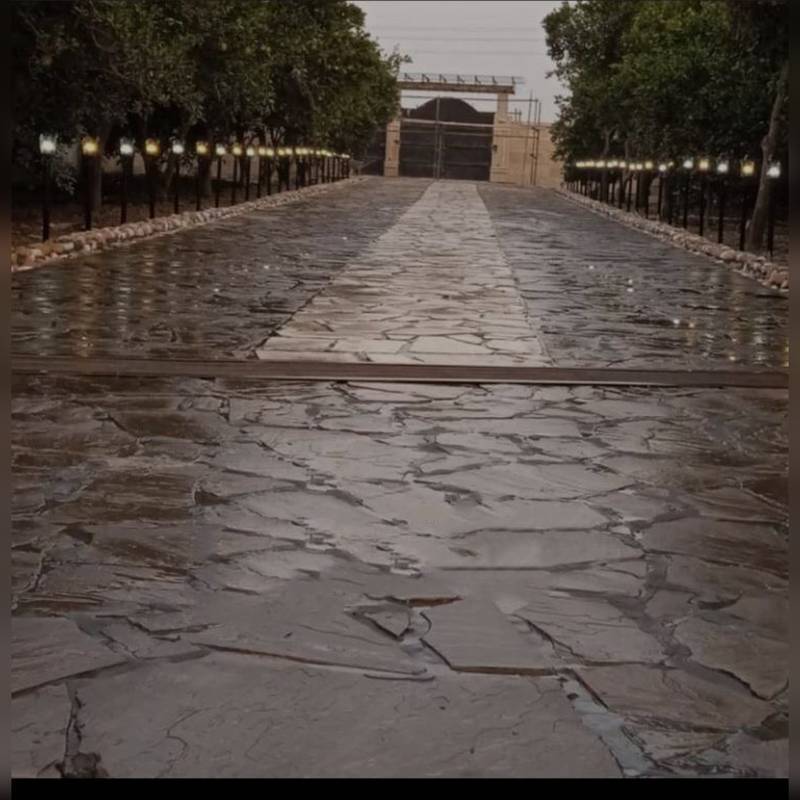 اجرای سنگ کوبیک برای پیادهرو در کرج