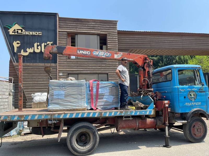 تخلیه و جابجایی سنگ ساختمانی با جرثقیل در نوشهر