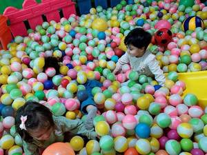 مهدکودک و پیش دبستانی رجیو املیا در تهران