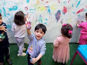 مهدکودک با رویکرد چندحسی در خیابان حصاری تهران