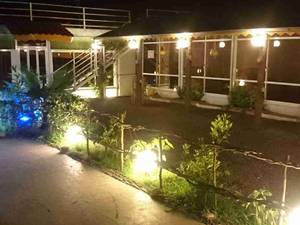 رستوران دریایی نگین مرداب