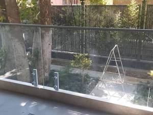 سفارش هندریل شیشه‌ای لمینت در فسا