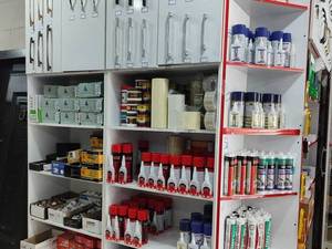 دستگیره و یرق آلات کابینت در جم 