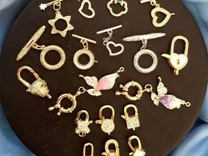 قفل های دو طرفه نقره ای و قفل تی