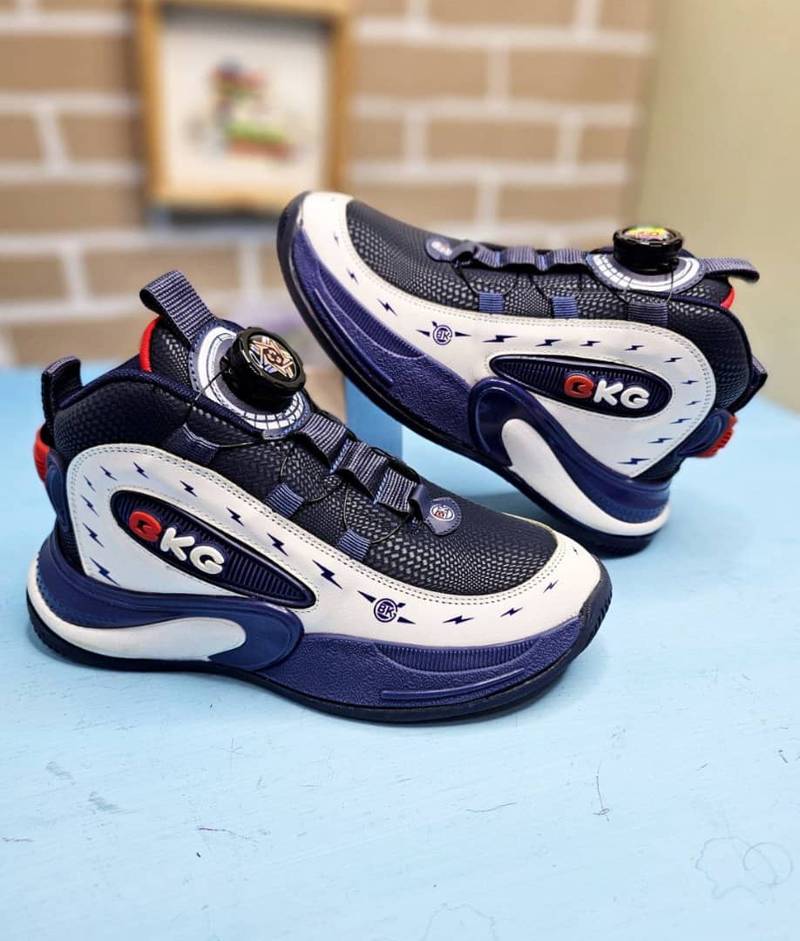 کفش اسپرت نیم ساق BKG بچگانه