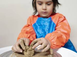 ثبت نام مهدکودک خلاق با بازی و یادگیری در میرداماد