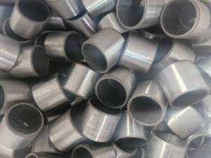 سنگ زنی روی بوش در تهران