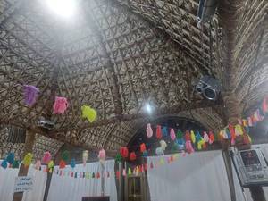 رستوران باغ بومگردی کلوت های شهداد