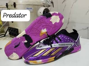 کفش ورزشی پسرانه فوتسال در تبریز