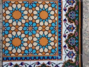 قاب کاشی هفت رنگ در مشهد