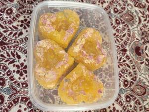 خرید و سفارش نبات زعفرانی با کیفیت در خراسان جنوبی