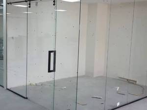 پارتیشن شیشه ای اداری مدرن در شیراز