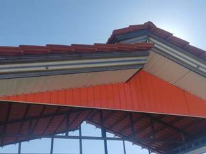 الاچیق با سفال و ورق رنگی