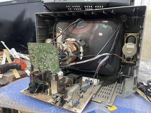 تعمیر تلویزیون ایوا در قائمشهر با گارانتی شش ماهه 