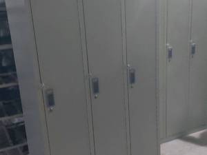 خرید و قیمت کمد فلزی 3 درب با قفل آویز در یزد 