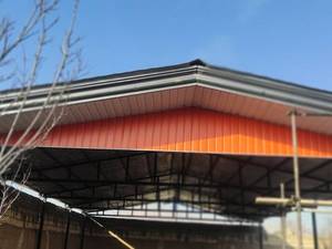 ساخت و اجرای شیروانی با ورق رنگی در اصغرآباد اصفهان