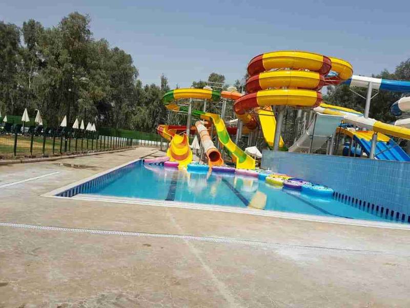 ساخت استخر و پارک آبی خدمتی
