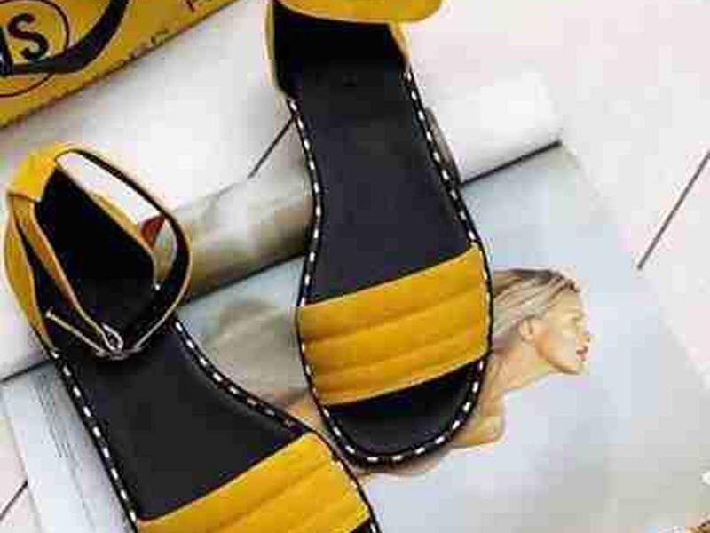 خرید صندل های رنگی در فارس