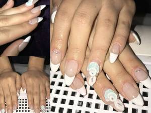 کاشت ناخن با  طراحی
