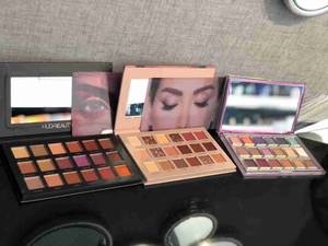 لاین کلیه محصولات آرایشی و بداشتی در شهر لاهیجان