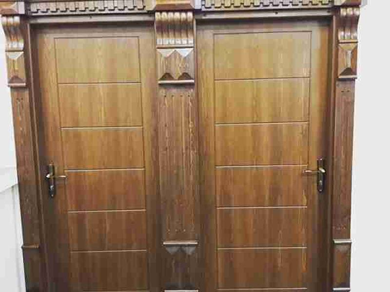 طراحی و ساخت درب چوبی در بندرانزلی