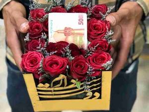 {باکس گل طبیعی تولد}