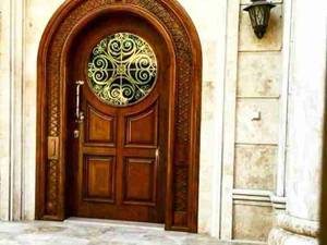 درب های چوبی مستحکم و ضد سرقت