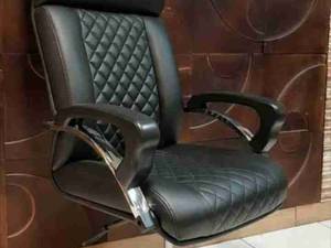 صندلی چرخ دار مدیریتی