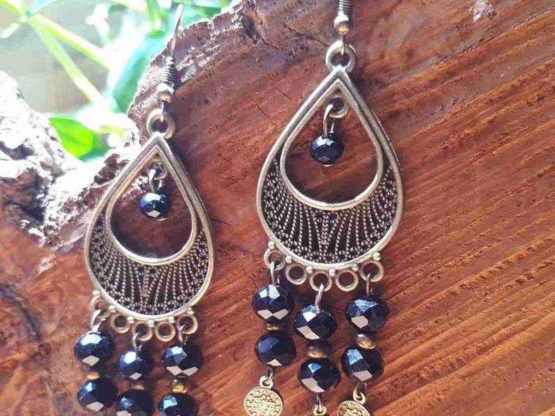گوشواره های سنتی دست ساز با مهره