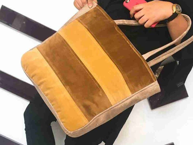 کیف سایز بزرگ در دو رنگ در اصفهان