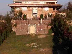 پیمانکار سنگ لاشه سنگ مالون محمودی ۰۹۱۹۳۲۲۵۸۴۴