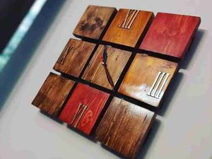 طراحی ساعت چوبی در آستارا
