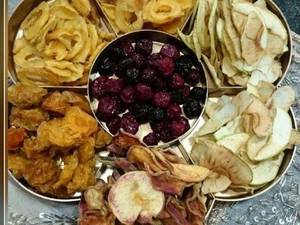 انواع میوه های خشک محلی باطعم وکیفیت عالی