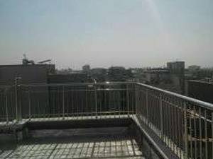 اجرا و ساخت نرده های استیل بالکن و تراس در کرج